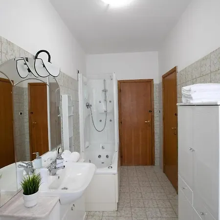 Mirea's 3* Ascoli Piceno