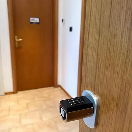 Mirea's Pensionat Ascoli Piceno